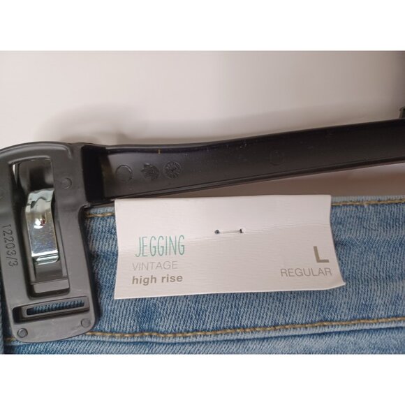 Maurices Jegging High Rise Denim Jeans Size L /34X28.5 Cuffed - Picture 6 of 8